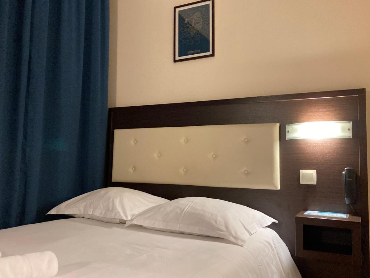 Hotel Le Florin Rennes Bagian luar foto
