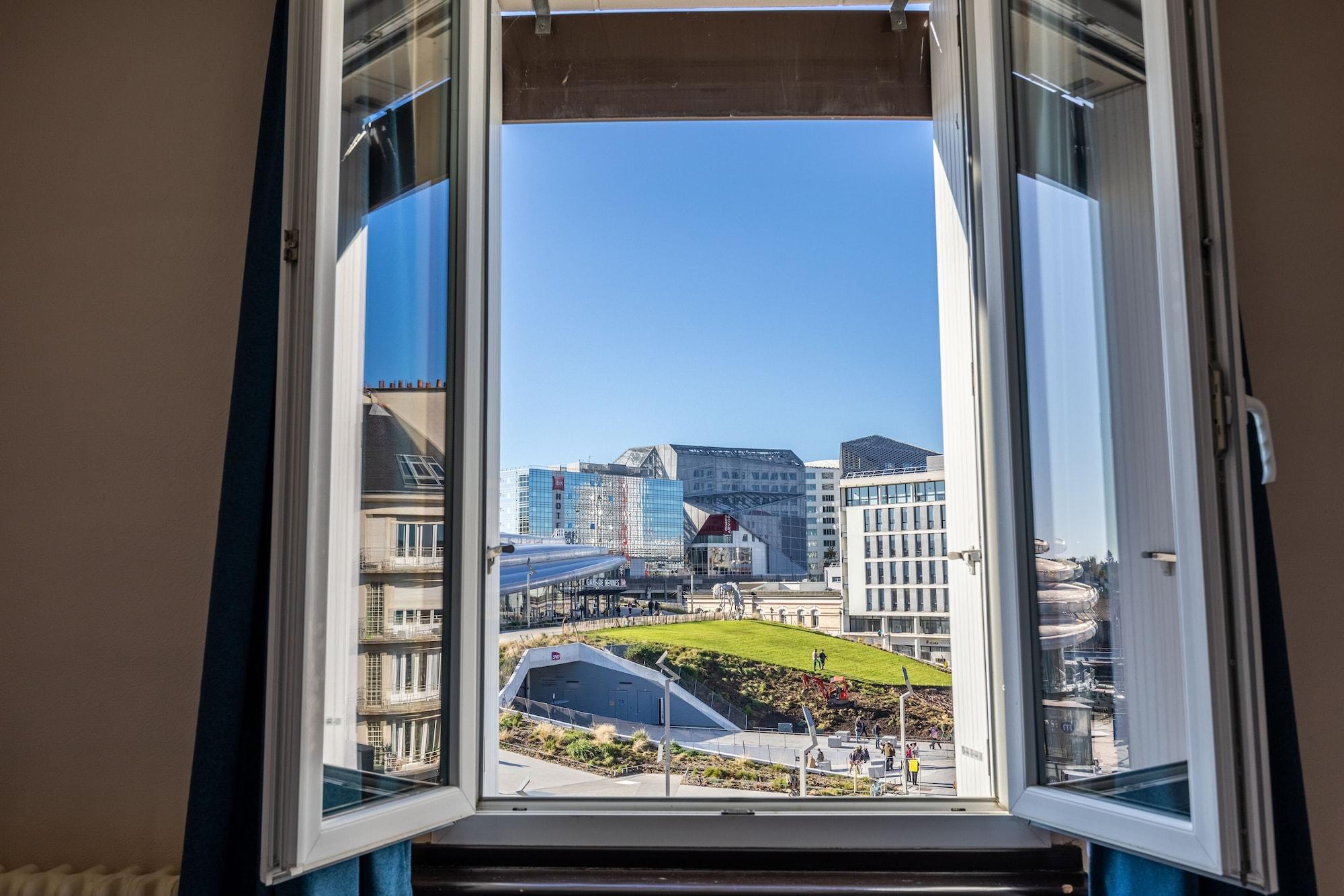 Hotel Le Florin Rennes Bagian luar foto