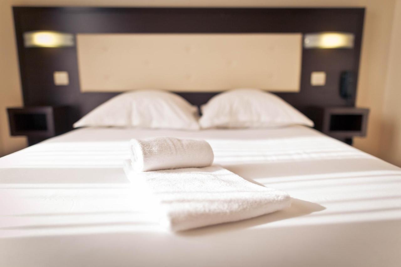 Hotel Le Florin Rennes Bagian luar foto
